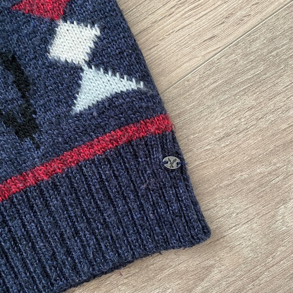 American Eagle Women’s Aztec Wool Blend Sweater - Picture 5 of 7